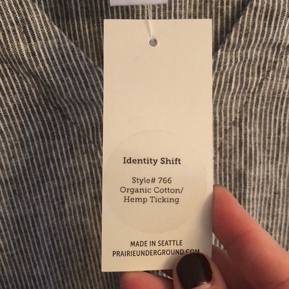 NWT PRAIRIE UNDERGROUND IDENTITY SHIFT - Picture 2 of 5